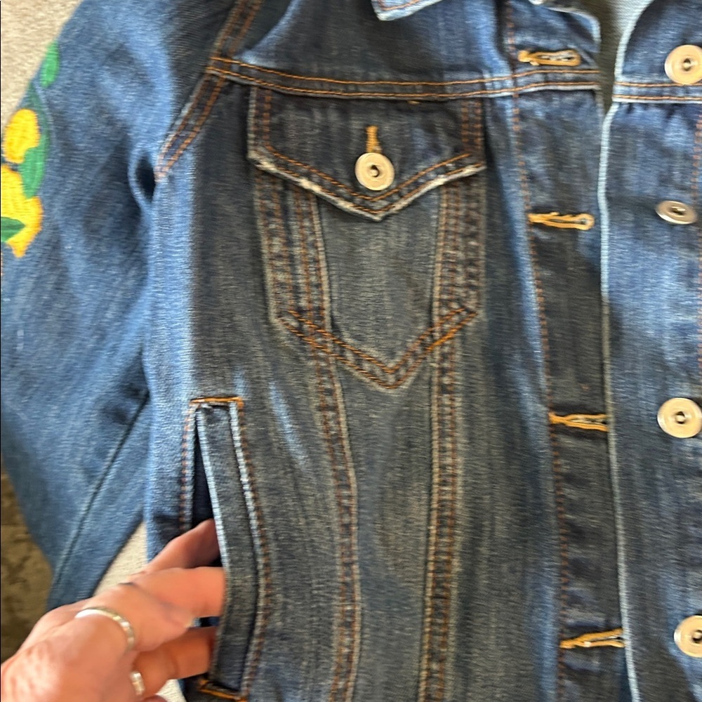 BAGATELLE LEMMON EMBROIDERED BLUE DENIM JEAN JACKET SZ M - Picture 8 of 15